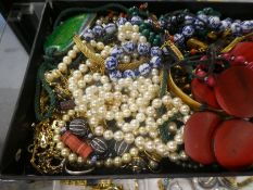 Tray of various vintage costume jewellery and tiger's eye necklace, malachite necklace, ceramic and