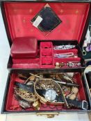 Box costume jewellery to include watches, brooches, cufflinks, etc