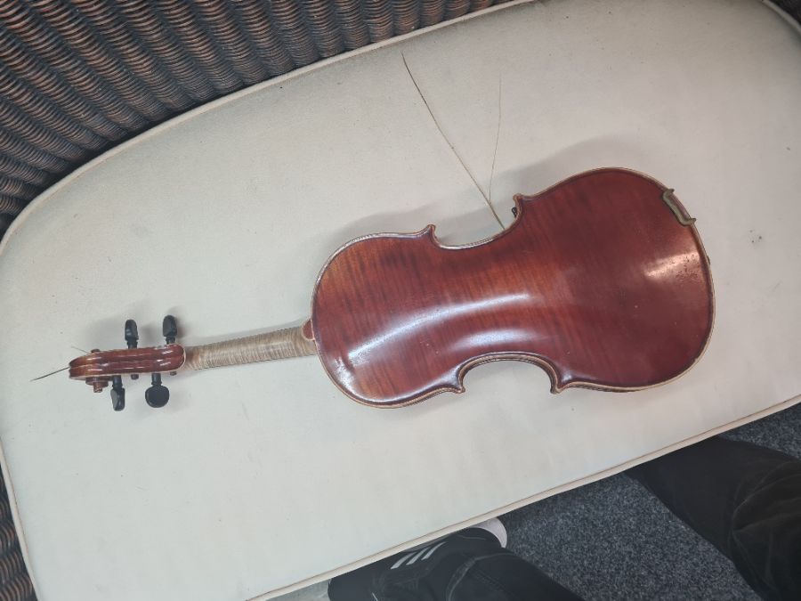 An old Violin having label for Nach Stradavarius with two bows and case, length 14" back - Image 4 of 6
