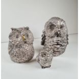 Three Italian silver roosting owls, as a family, marked 925, one having a gilted beak. Highly worked