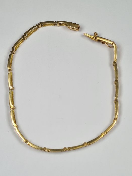 14K yellow gold bracelet of geometric design, marked 585, approx 20cm, approx 6.83g - Image 2 of 3