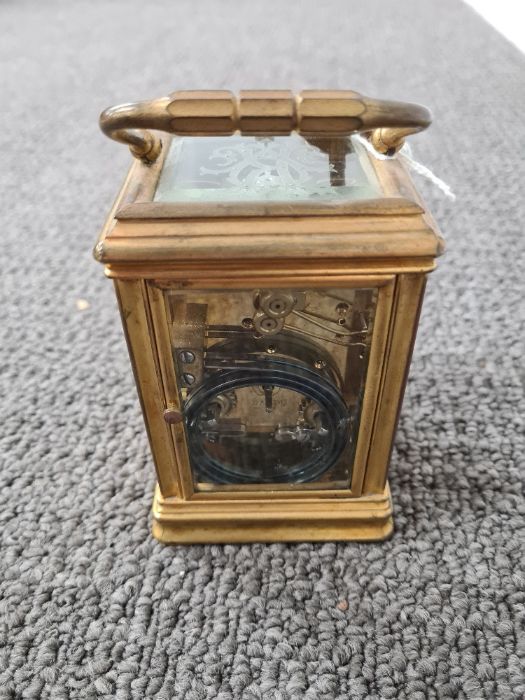 A French Brass carriage clock with striking movement - Image 5 of 12