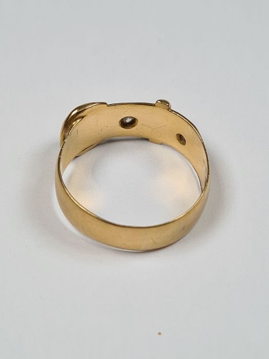 18ct yellow gold buckle ring with two starburst set diamonds, size     , marked 18, Chester maker BS - Image 6 of 6