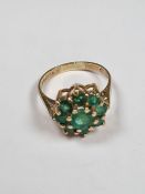 9ct yellow gold emerald cluster ring marked 375, size N, maker H & M, approx 3g