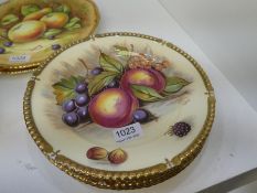 A set of 6 Aynsley plates by D. Jones, the centre decorated fruit with gilt rim, 26.5cm