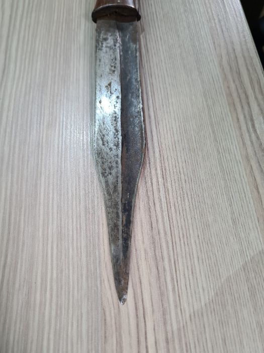 An old leather sporran having silver plated clasp and an African carved dagger with wooden sheaf - Image 12 of 17