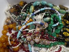Box of mixed costume jewellery to include malachite necklace, Art Nouveau style silver brooch, maker