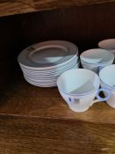 A quantity of Shelley tea ware having Art Deco design