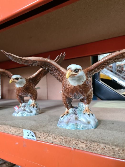 Two identical Beswick Bald Eagle figures - Image 6 of 8