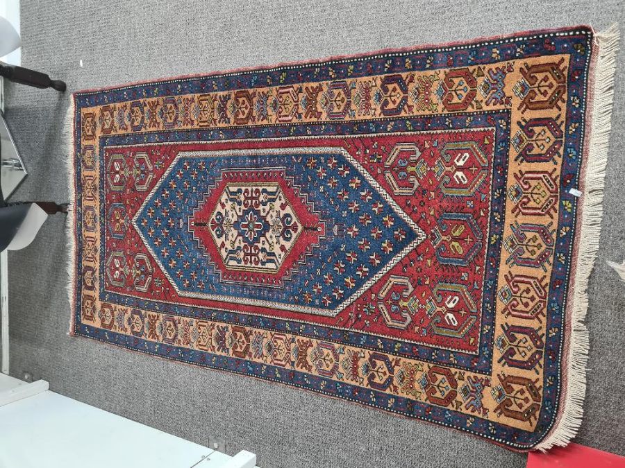 Two Turkish hand woven geometric style rugs 193 x 105cm - Image 3 of 7