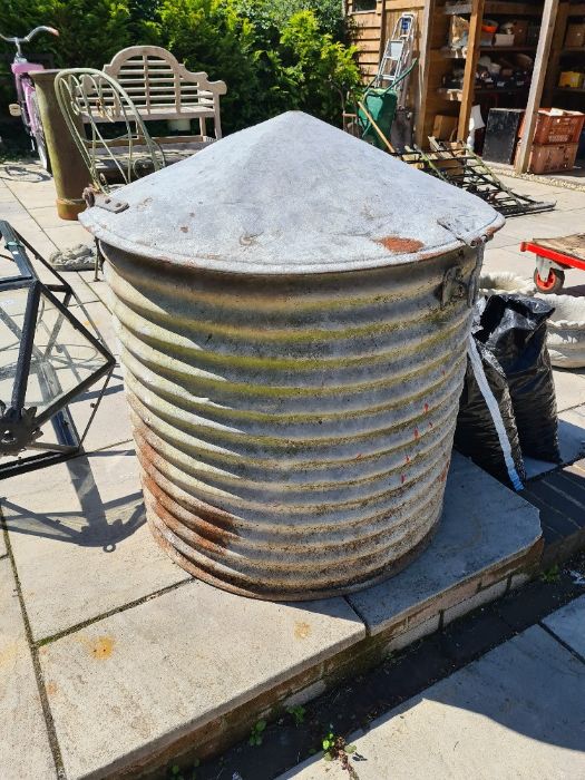 An old galvanised circular storage bin having pointed lid - Image 2 of 3