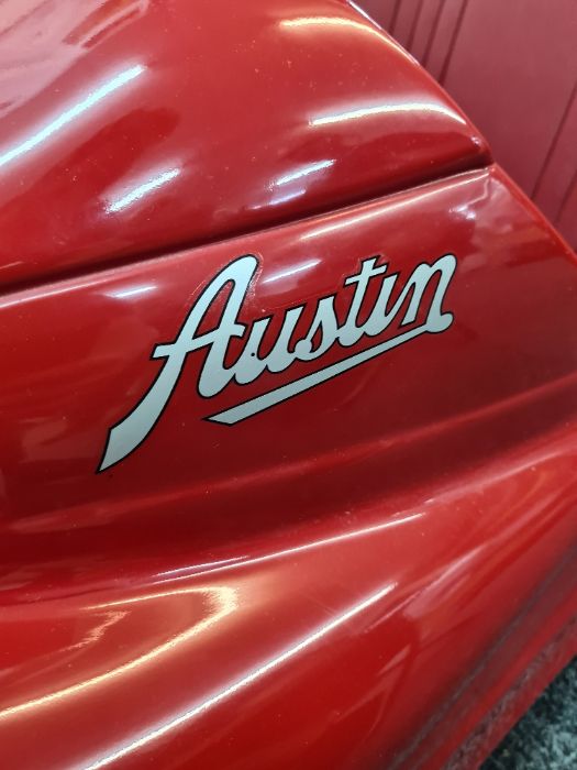 Austin J40 Pedal Car in restored condition, with working horn and headlights, to include a book on J - Image 2 of 10