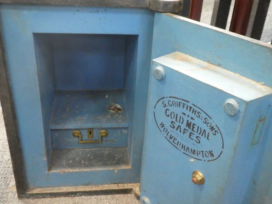 An early 20th Century, iron safe by Griffiths and Sons, Wolverhampton, with key - Image 2 of 3