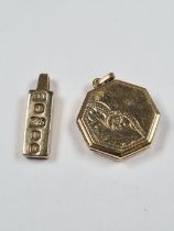 9ct yellow gold pendant in the form of a gold bar and a 9ct front and back locket, approx 8.16g