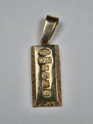 9ct yellow gold pendant medallion, marked 375, London import mark, maker COS, approx 27g