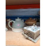 A Willie Carter Top Farm butter dish and four other items of Studio Pottery