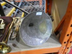 Two trumpets, a French horn and two other wind instruments
