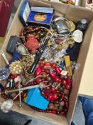 Box of mixed vintage and modern costume jewellery etc, including watches, bracelets, etc