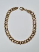 9ct yellow gold curblink bracelet marked 375, 21cm, approx 7.22g