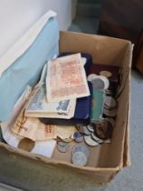 Mixed coinage and bank notes GB and Worldwide