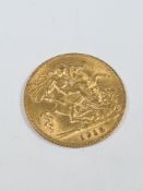 22ct yellow gold half Sovereign dated 1913, George V and George & the Dragons