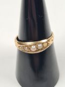 Antique 15ct yellow gold ring with panel inset graduating half pearls, AF, one missing, marked, 15 C