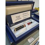 Pelikan M600 Red striated fountain pen in fittted case