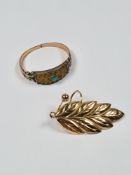 Yellow metal ring set turquoise AF, stones missing and a yellow metal leaf earring, approx 2.14g