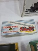 Dinky Toys 32D Fire Engine with ladder and extension near mint in very good box
