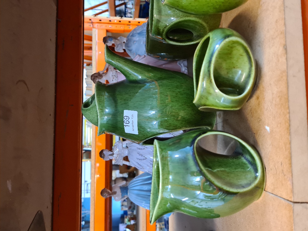 A Holkham pottery 1960s tea set of Owl design to include 6 mugs, teapot, sugar and creamer - Image 2 of 3