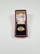18ct yellow gold signet ring with square tapered panel inscribed with initials, 8.23g approx, marked