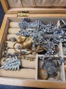 Jewellery box containing vintage and modern costume etc, and a selection of silver bracelets, bangle