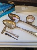 A pair of Georgian silver dessert spoons having very clear hallmarks; London 1821, Solomon Royes. Wi