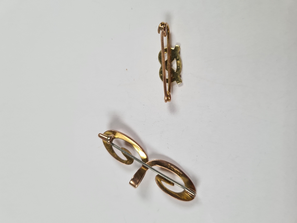 9ct yellow gold brooch marked 375, Birmingham, maker RBS, approx 2.94g, together with an antique 15c - Image 3 of 4