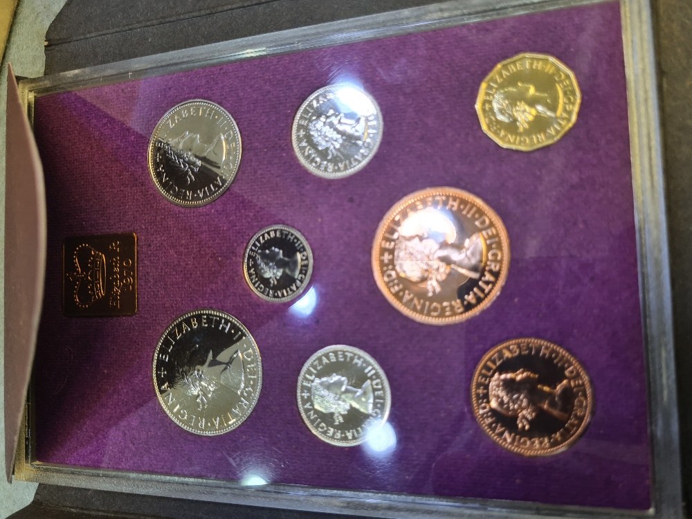 Royal Mint UK, a quantity of Proof coin sets from the 1970s onward (19)