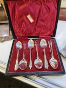 A set of six silver teaspoons, cased by William Grallimore and Sons, Sheffield 1925 - 1926. With the