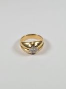 High carat, possibly 18ct gold gents diamond ring, with single large diamod, approx 2 carat, include