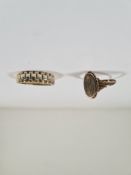 9ct yellow gold two tone band ring, size V, marked 375, 5.3g approx and an 8ct gold signet ring with