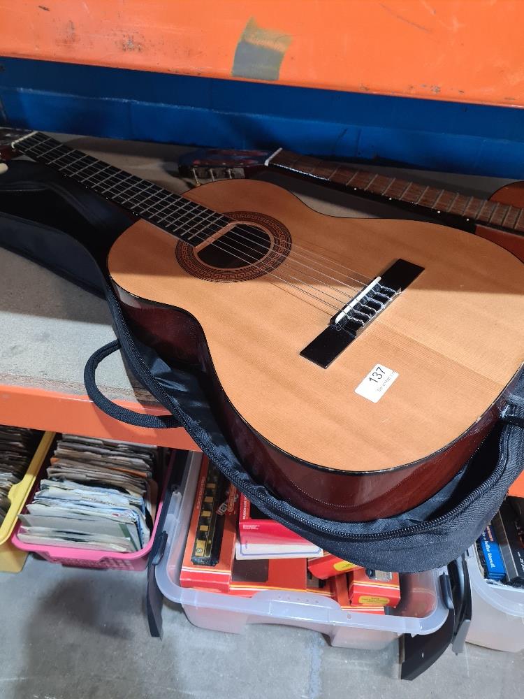 A Hohner modern acoustic guitar model 130030 with soft case and one other guitar - Image 10 of 10