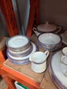A quantity of Paragon Sandringham tableware including 2 covered vegetable dishes