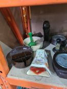 A mixed lot to include Bakelite items and china