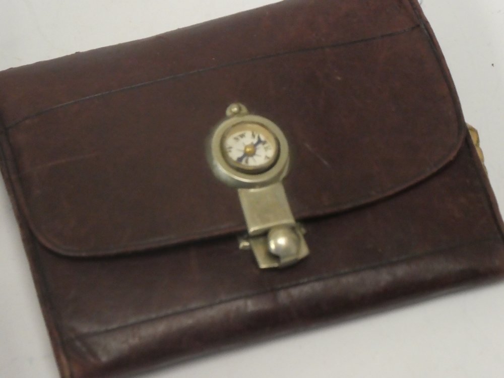 Vintage cased Parker fountain pen. Papermate Power Point set and a vintage leather wallet with compa - Image 20 of 21