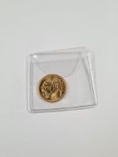 22ct gold full Sovereign, dated 2001, Queen Elizabeth II and George and the Dragon