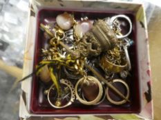 Small quantity of antique and later costume jewellery including fob seal set Agate, etc