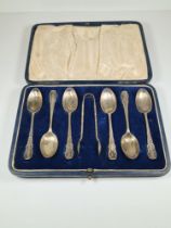A cased set of silver teaspoons and sugar tongs, having decorative handle. Hallmarked London 1937 Jo