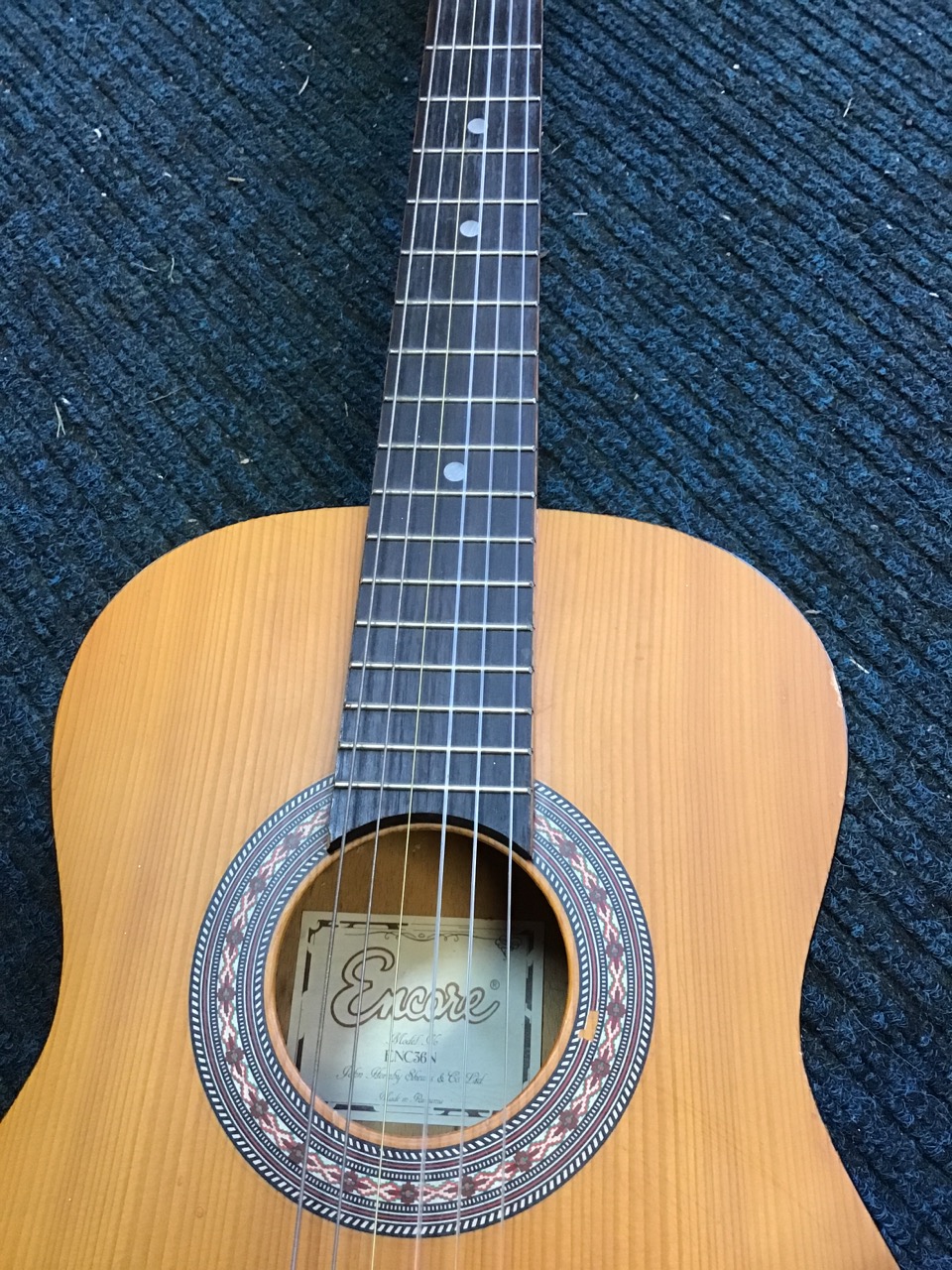 A Romanian nylon strung classical guitar by Encore - model ENC36N, with mosaic style decoration to - Bild 2 aus 3