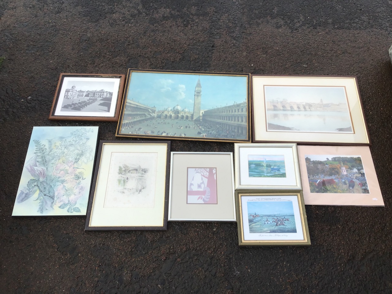 Miscellaneous pictures including lithographic prints, Venetian landscape, hunting, Berwick, etc. (