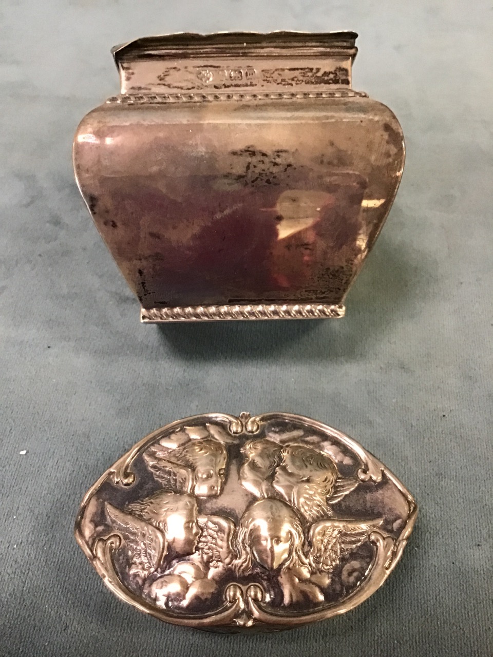 A collection of small silver items - a rectangular bombé tea caddy - Birmingham 1911, a pair of - Image 3 of 3