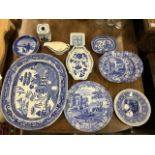 Miscellaneous blue & white ceramics including a large nineteenth century Staffordshire willow