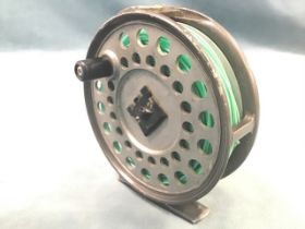 A Hardy Viscount 140 fly fishing reel, containing floating line. (3.5in)